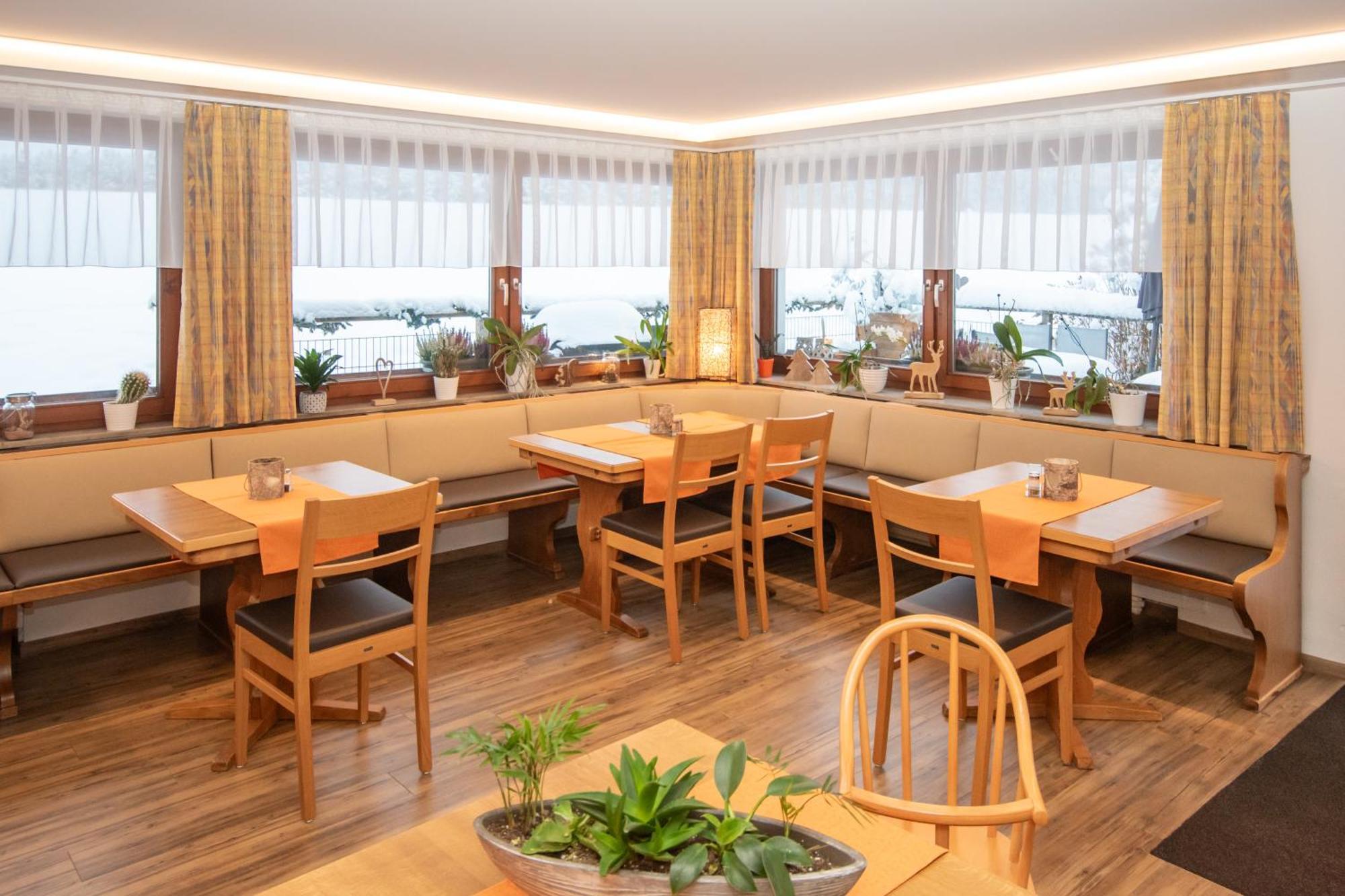 Landhotel Karin Φρόιντενσταντ Εξωτερικό φωτογραφία