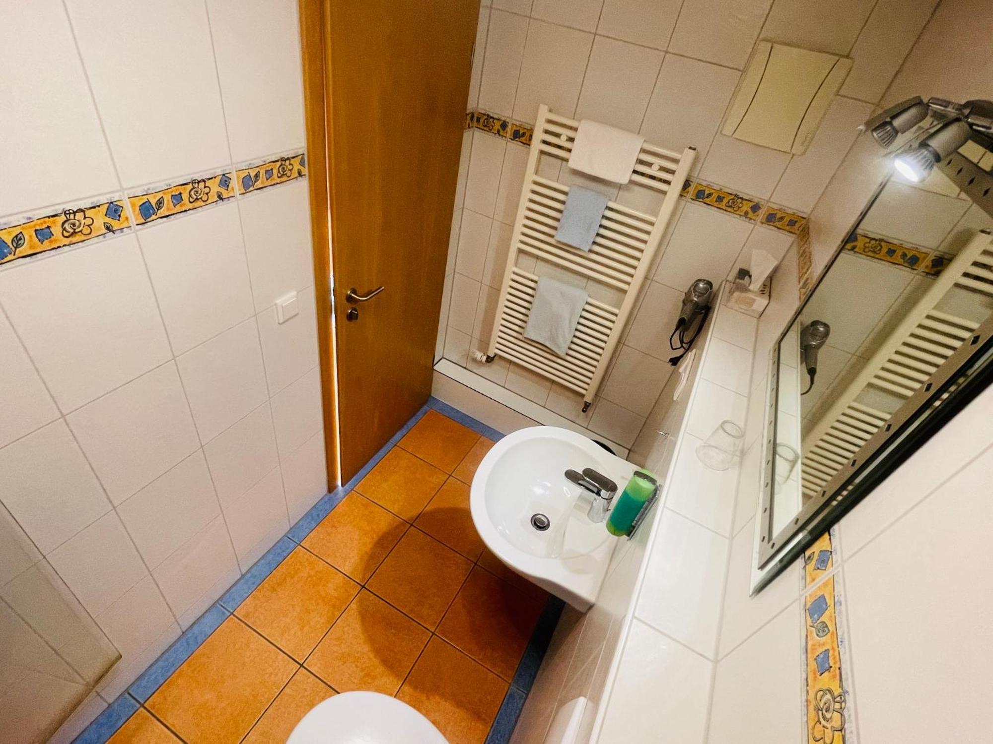 Landhotel Karin Φρόιντενσταντ Δωμάτιο φωτογραφία